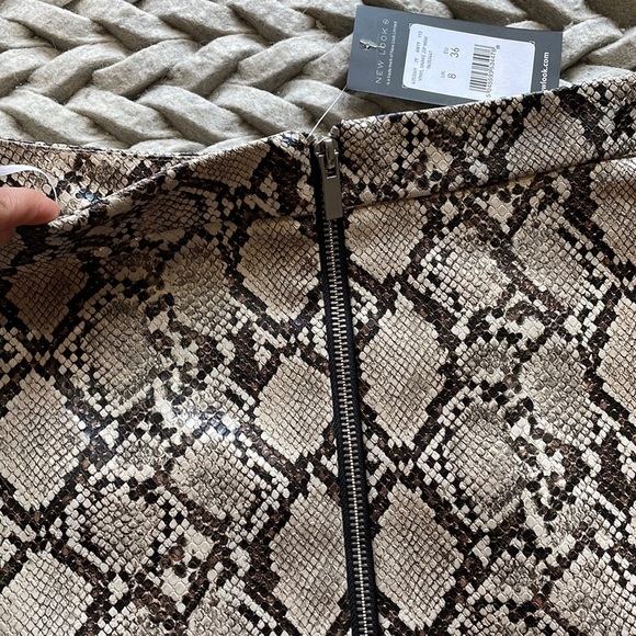 NWT - Snake Skin Mini Skirt - Picture 2 of 6